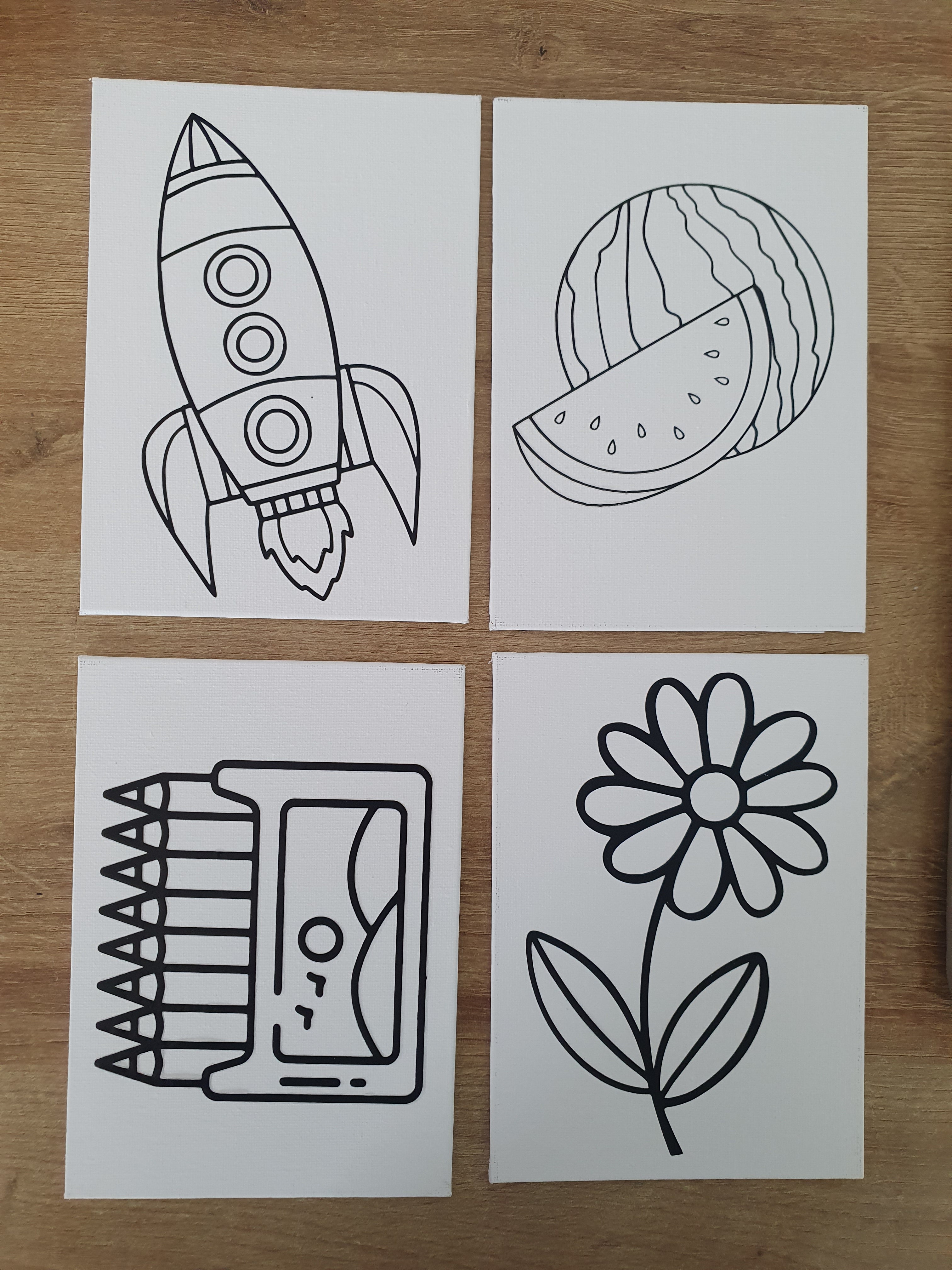 Craft kits with paint and brush